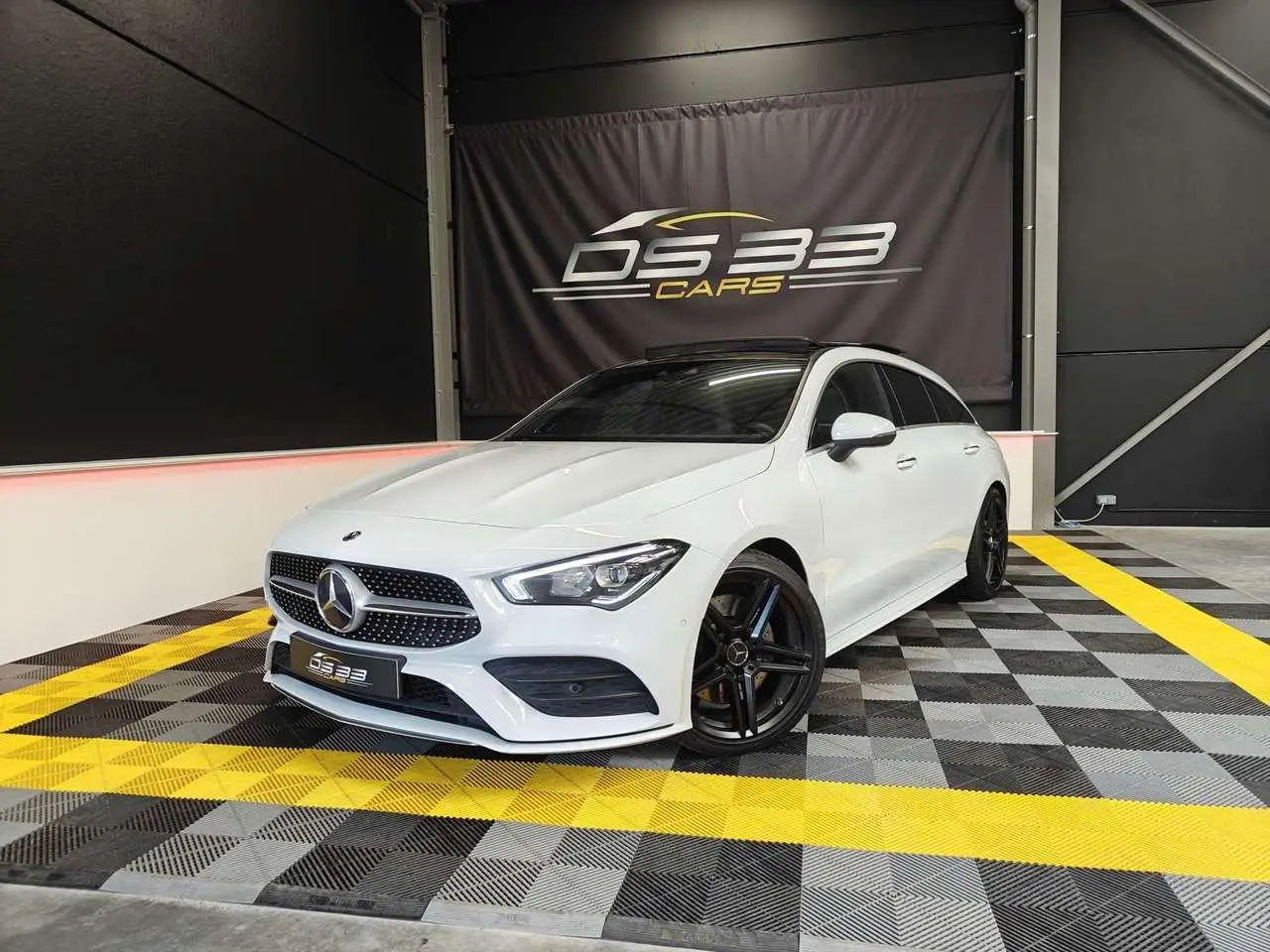 Photo 1 : Mercedes-benz Classe Cla 2020 Petrol