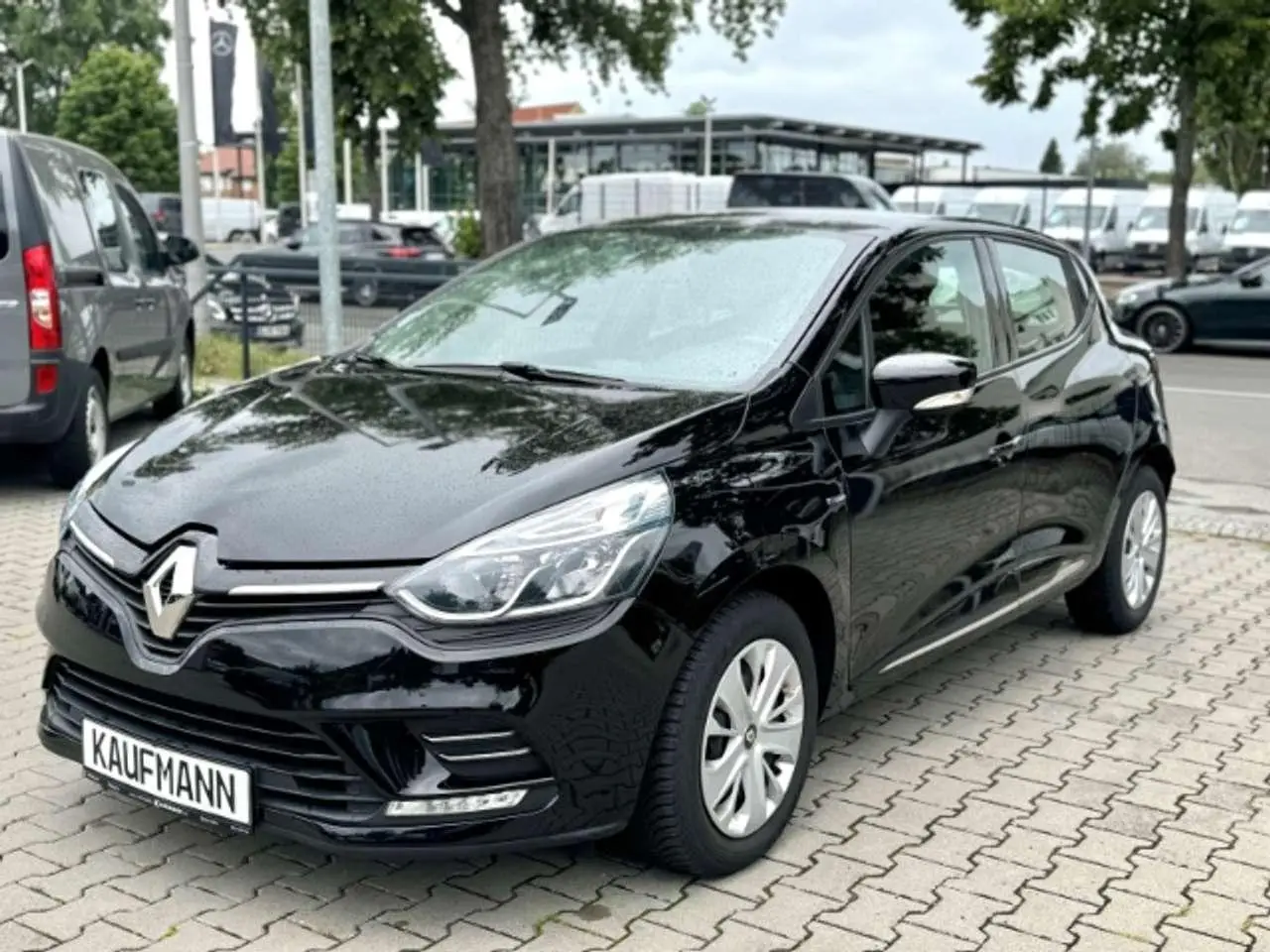 Photo 1 : Renault Clio 2019 Essence