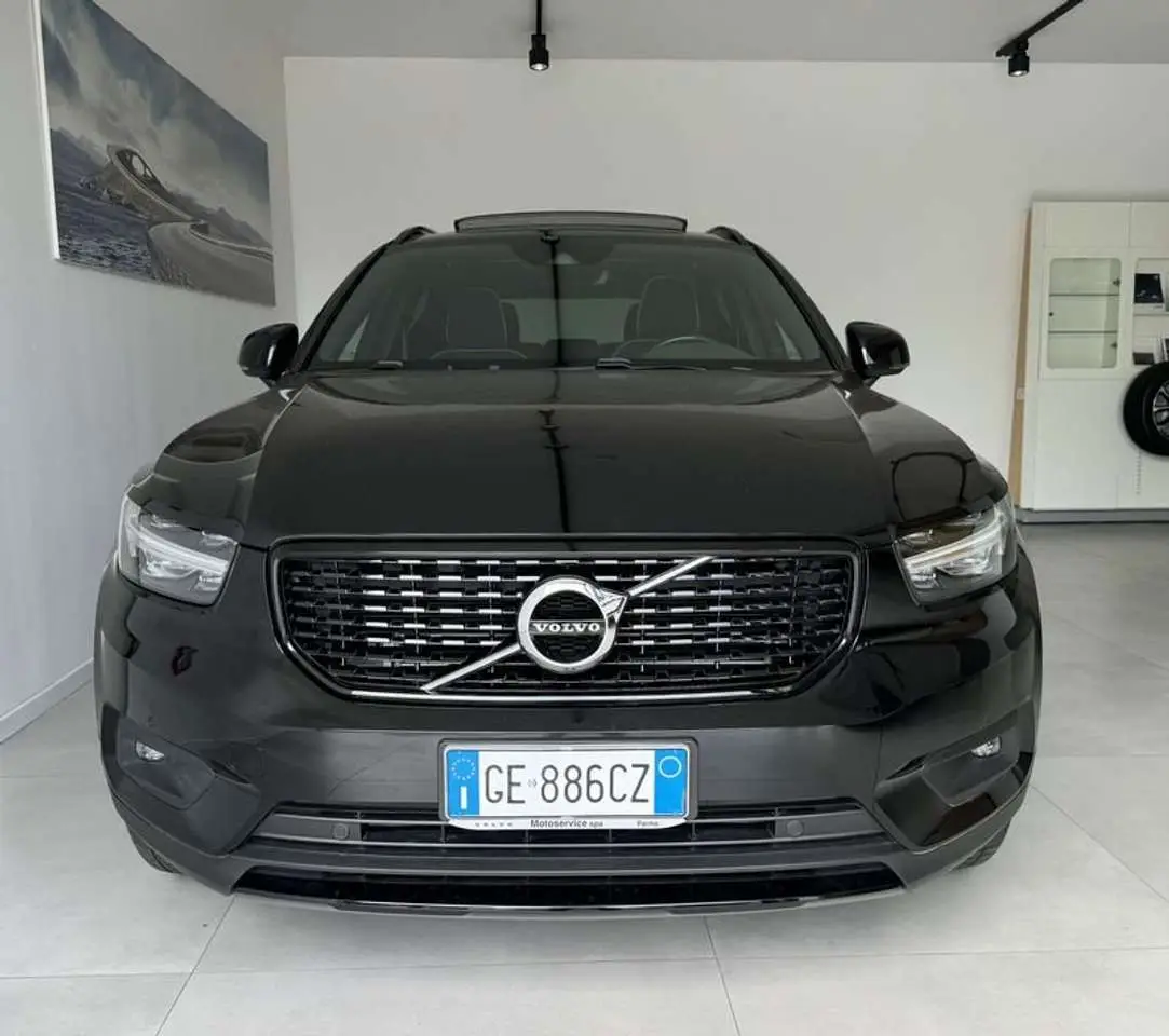 Photo 1 : Volvo Xc40 2021 Hybride