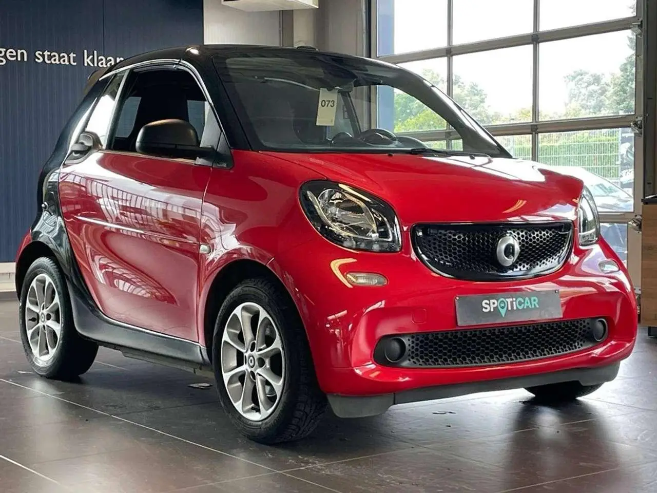 Photo 1 : Smart Fortwo 2016 Petrol