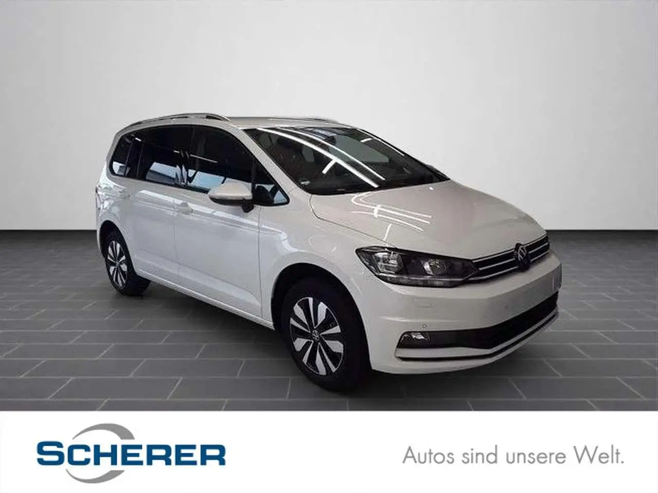 Photo 1 : Volkswagen Touran 2023 Petrol