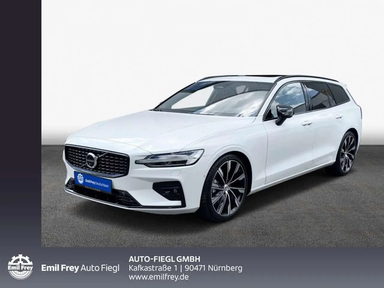 Photo 1 : Volvo V60 2024 Essence