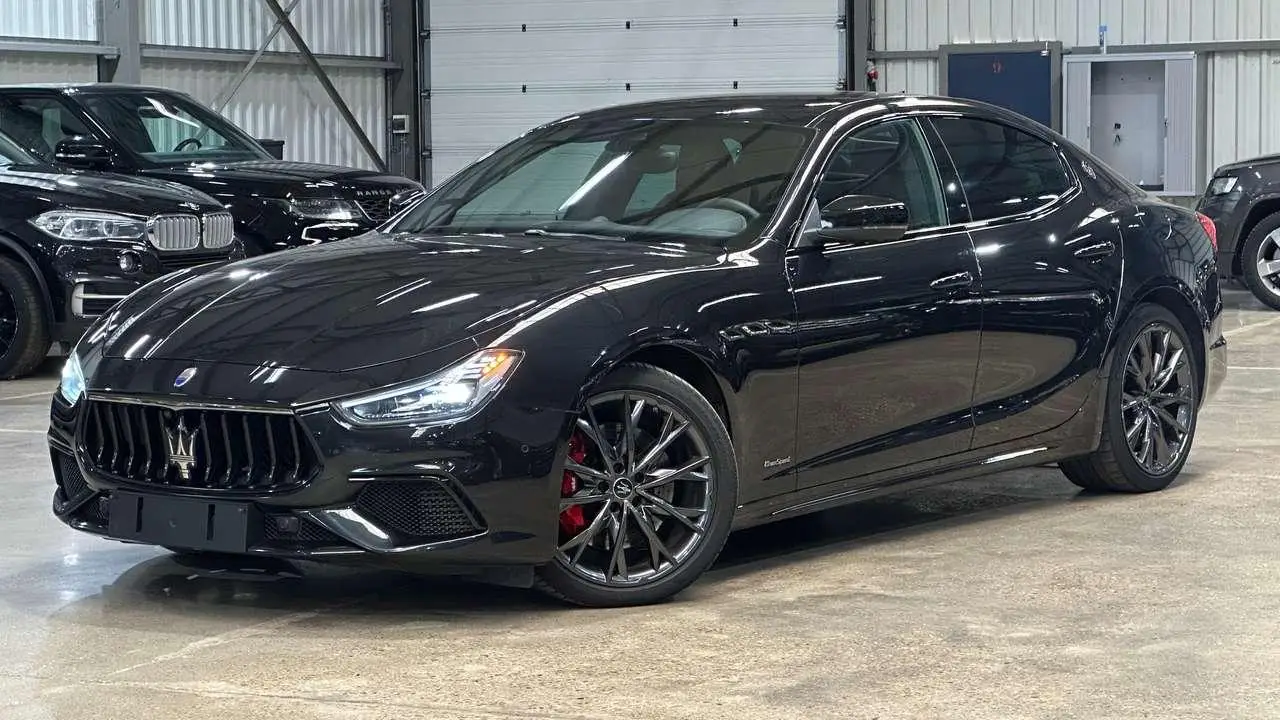 Photo 1 : Maserati Ghibli 2021 Essence