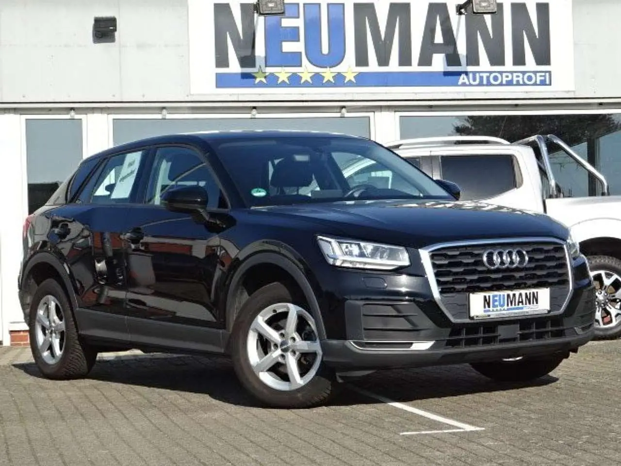 Photo 1 : Audi Q2 2020 Petrol