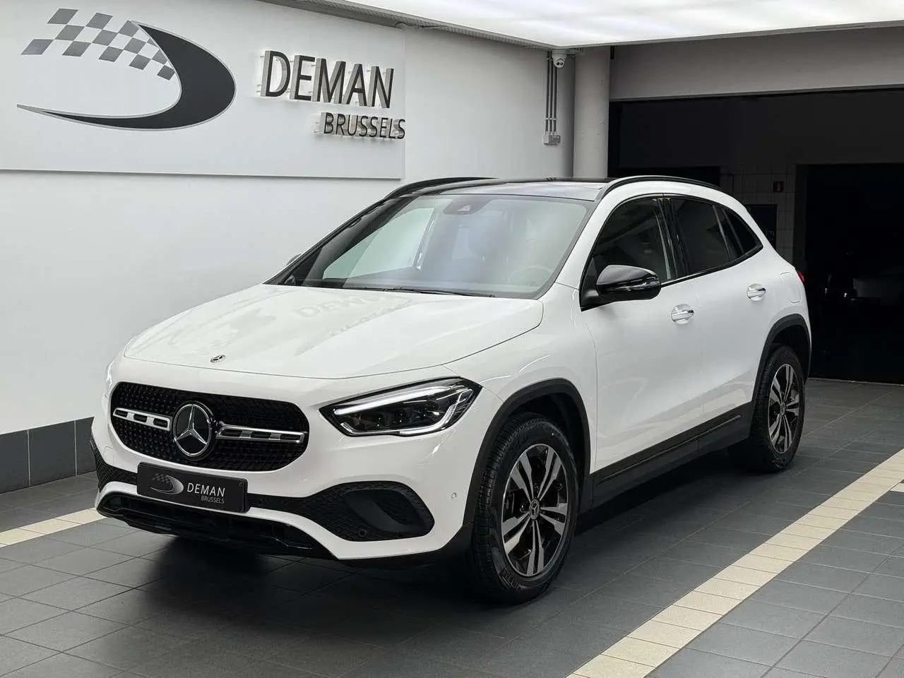 Photo 1 : Mercedes-benz Classe Gla 2022 Essence