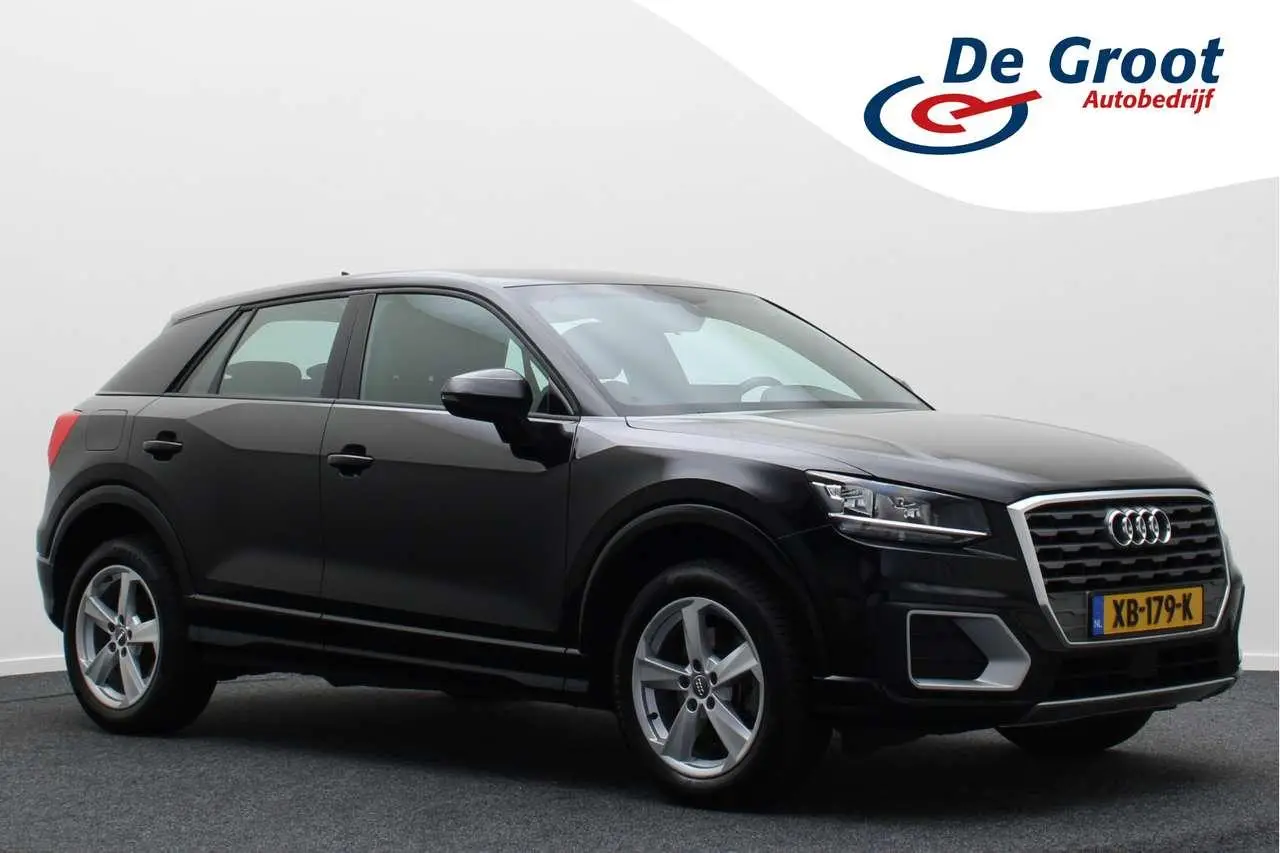 Photo 1 : Audi Q2 2018 Petrol