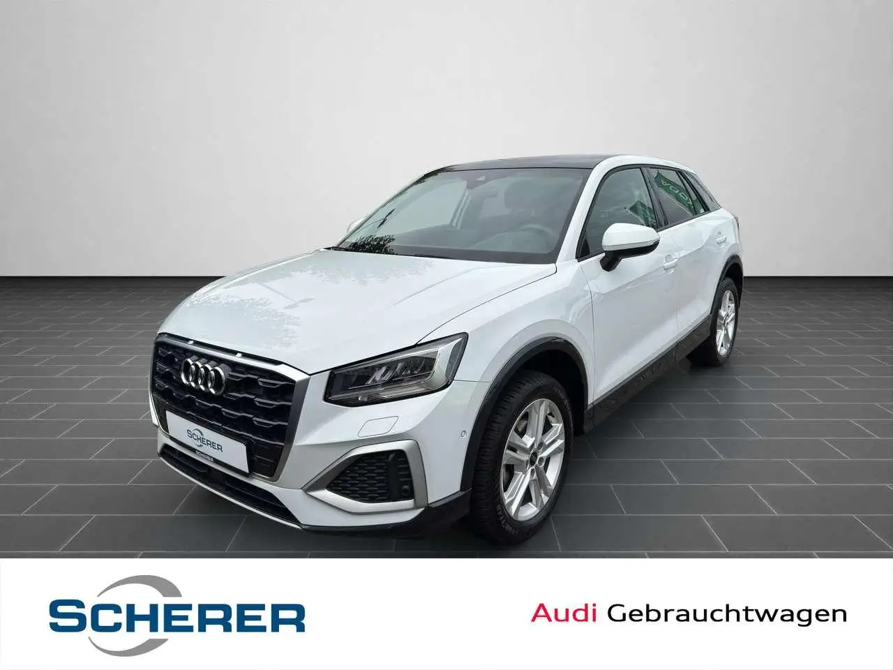 Photo 1 : Audi Q2 2023 Petrol