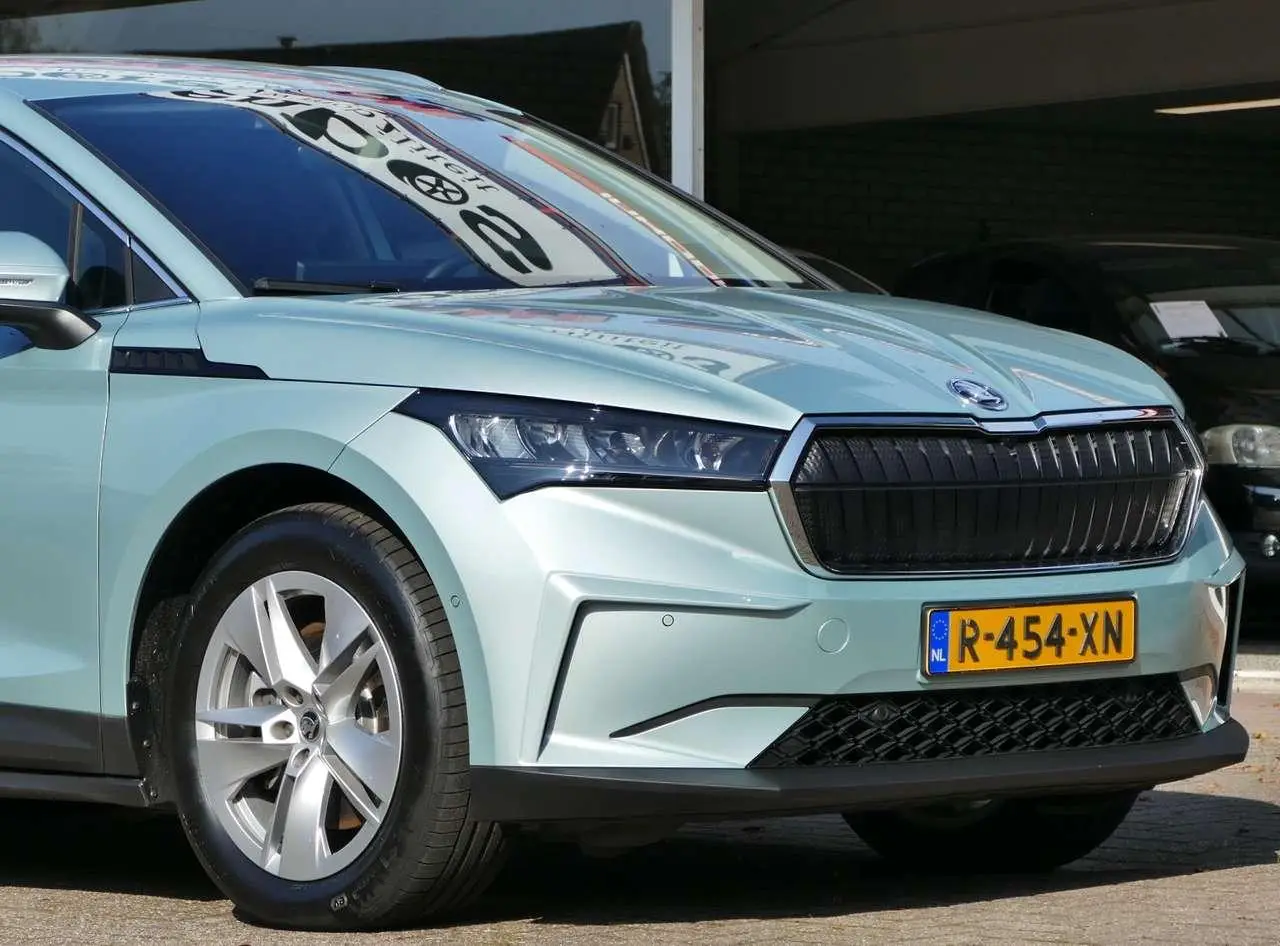 Photo 1 : Skoda Enyaq 2022 Electric