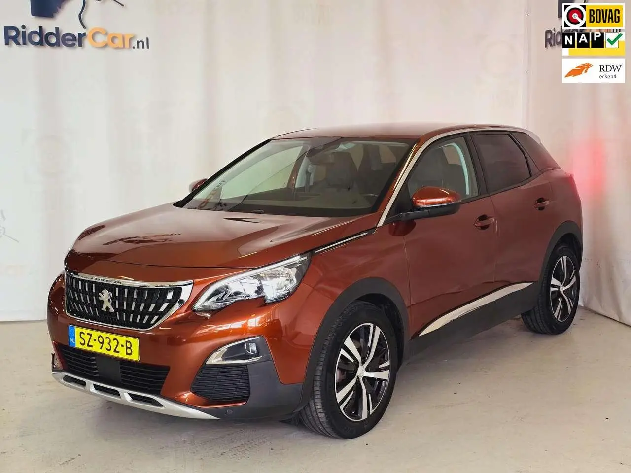 Photo 1 : Peugeot 3008 2018 Essence