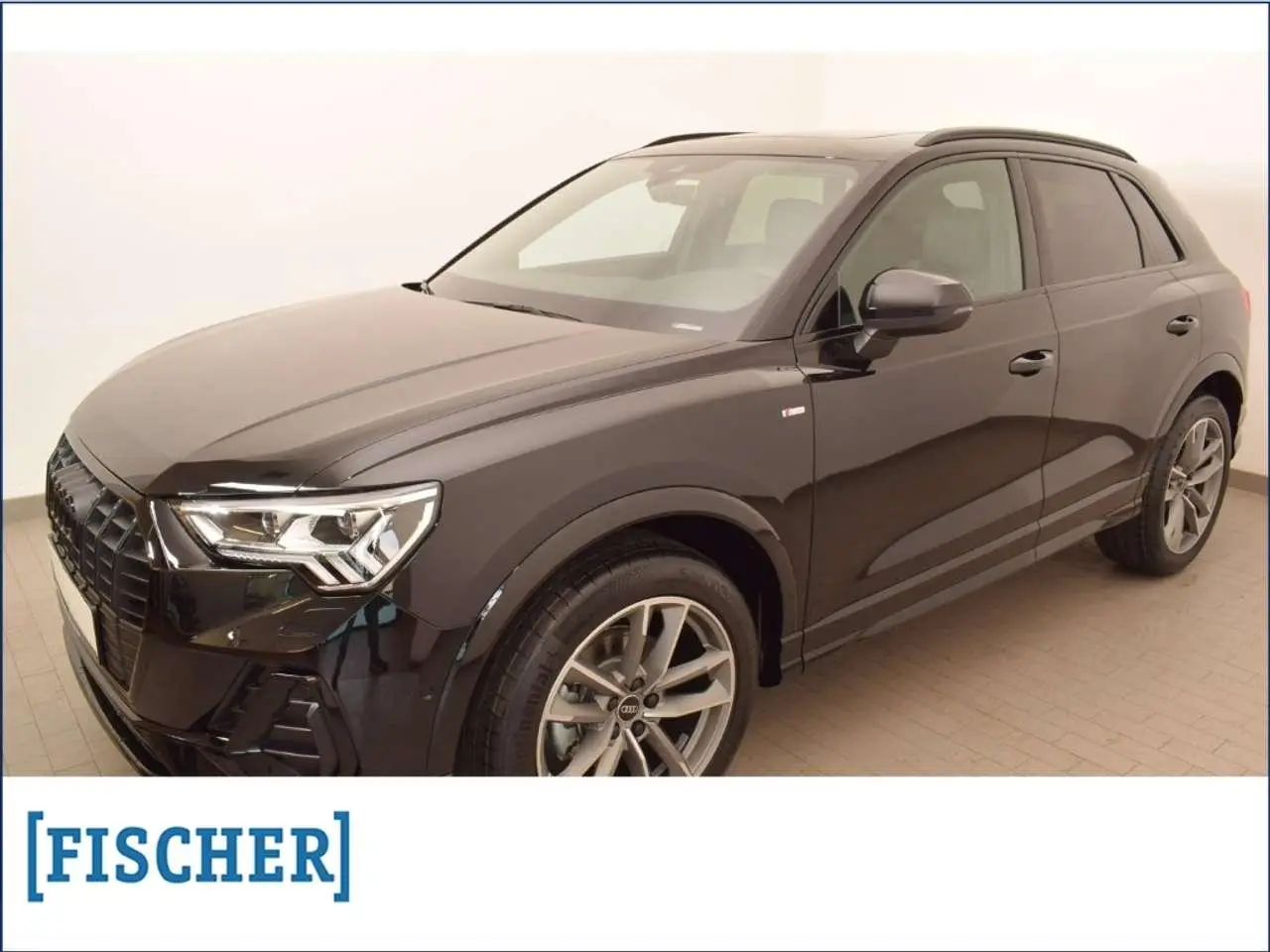 Photo 1 : Audi Q3 2024 Essence