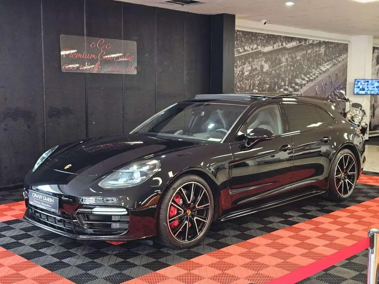 Photo 1 : Porsche Panamera 2019 Essence