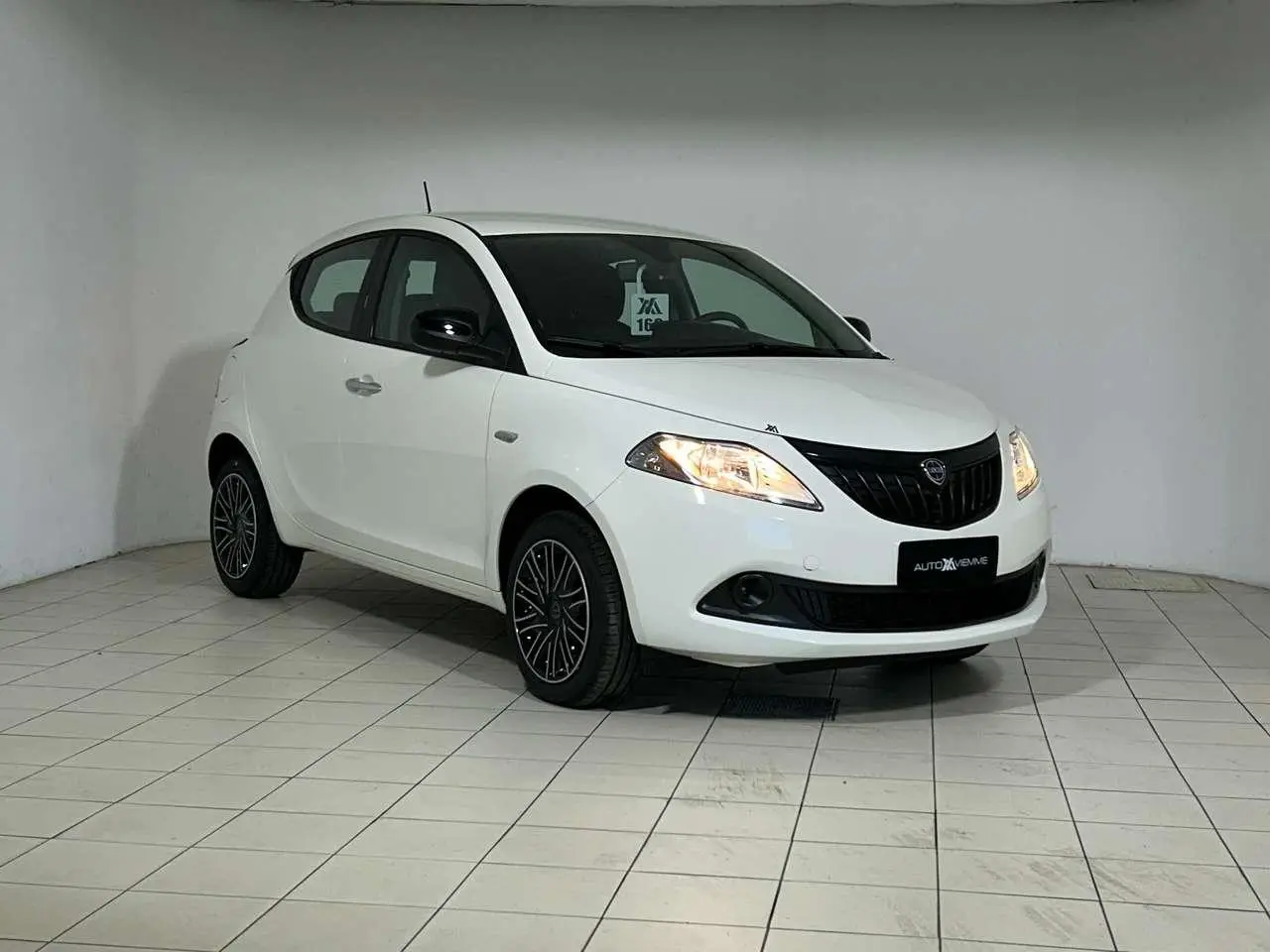 Photo 1 : Lancia Ypsilon 2024 Petrol