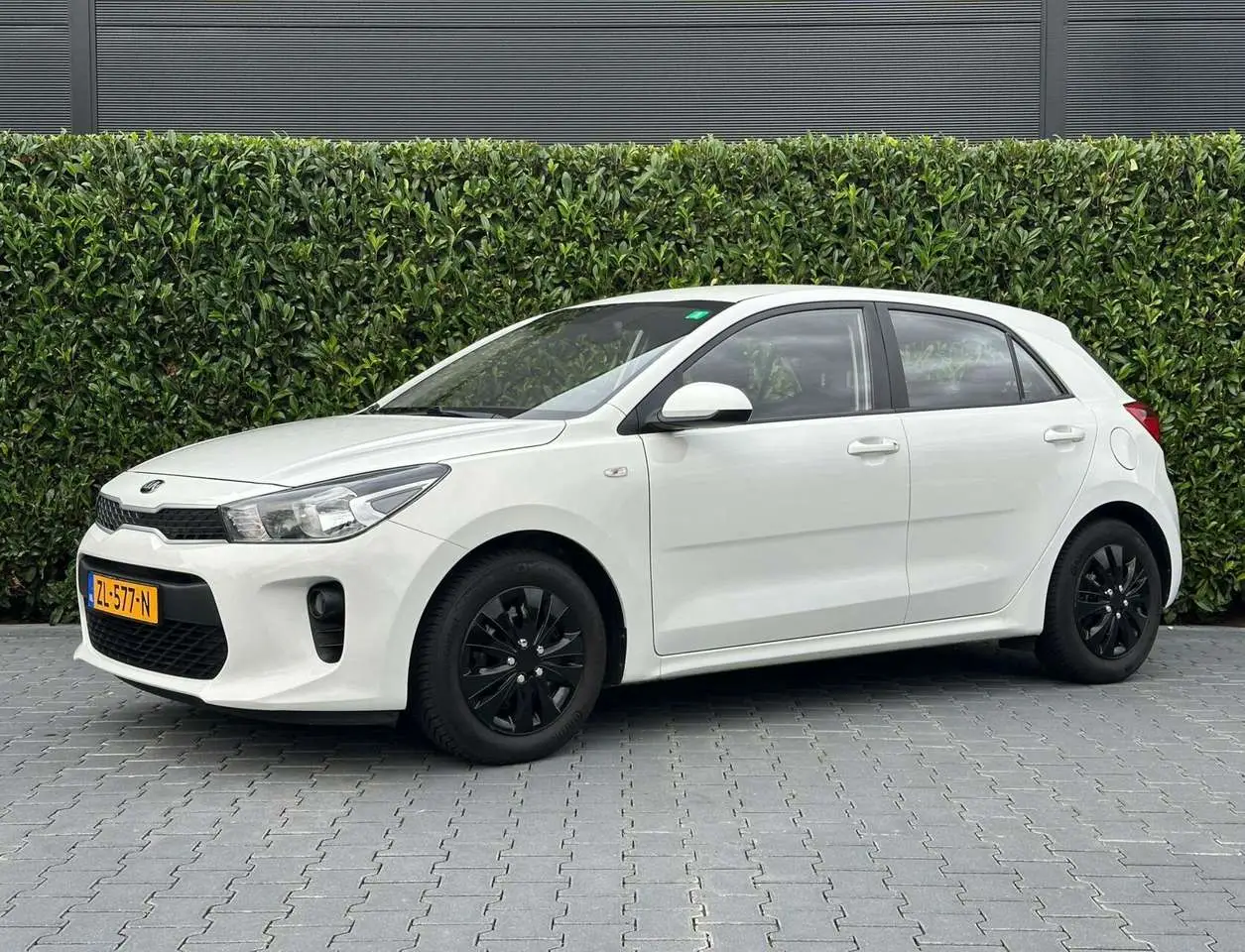 Photo 1 : Kia Rio 2018 Essence