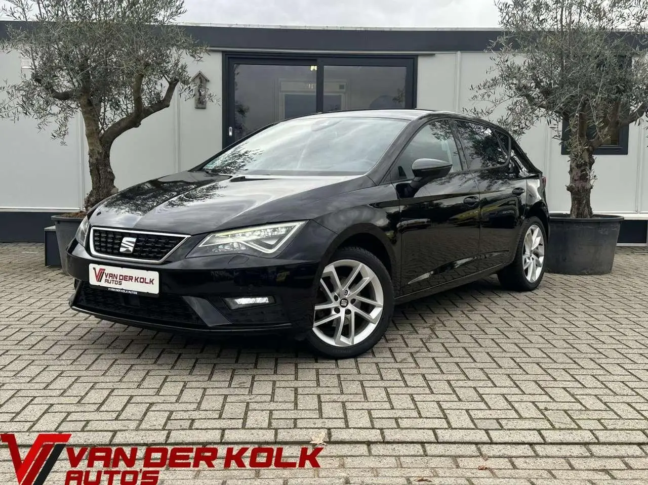 Photo 1 : Seat Leon 2017 Petrol