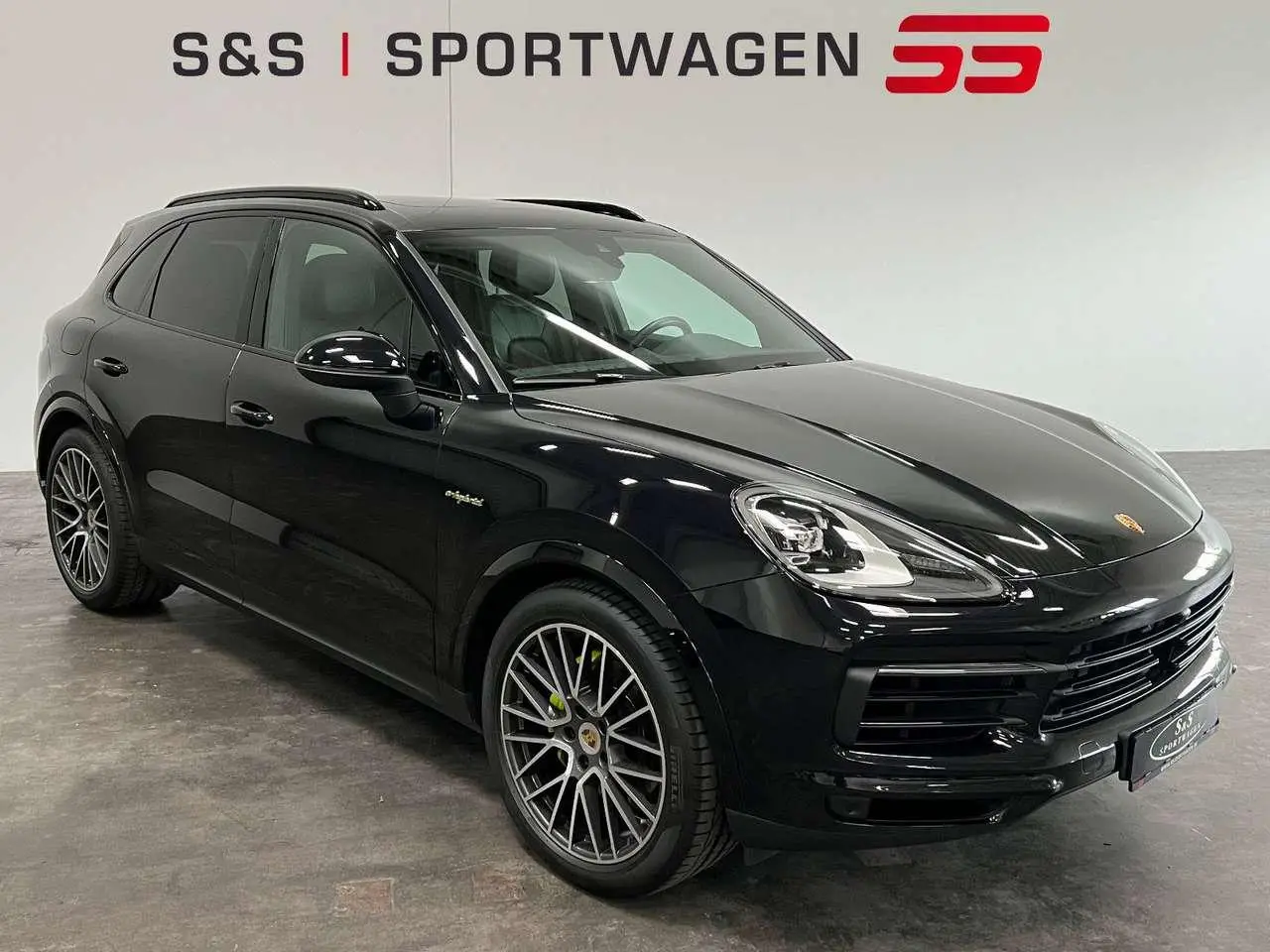 Photo 1 : Porsche Cayenne 2020 Hybrid