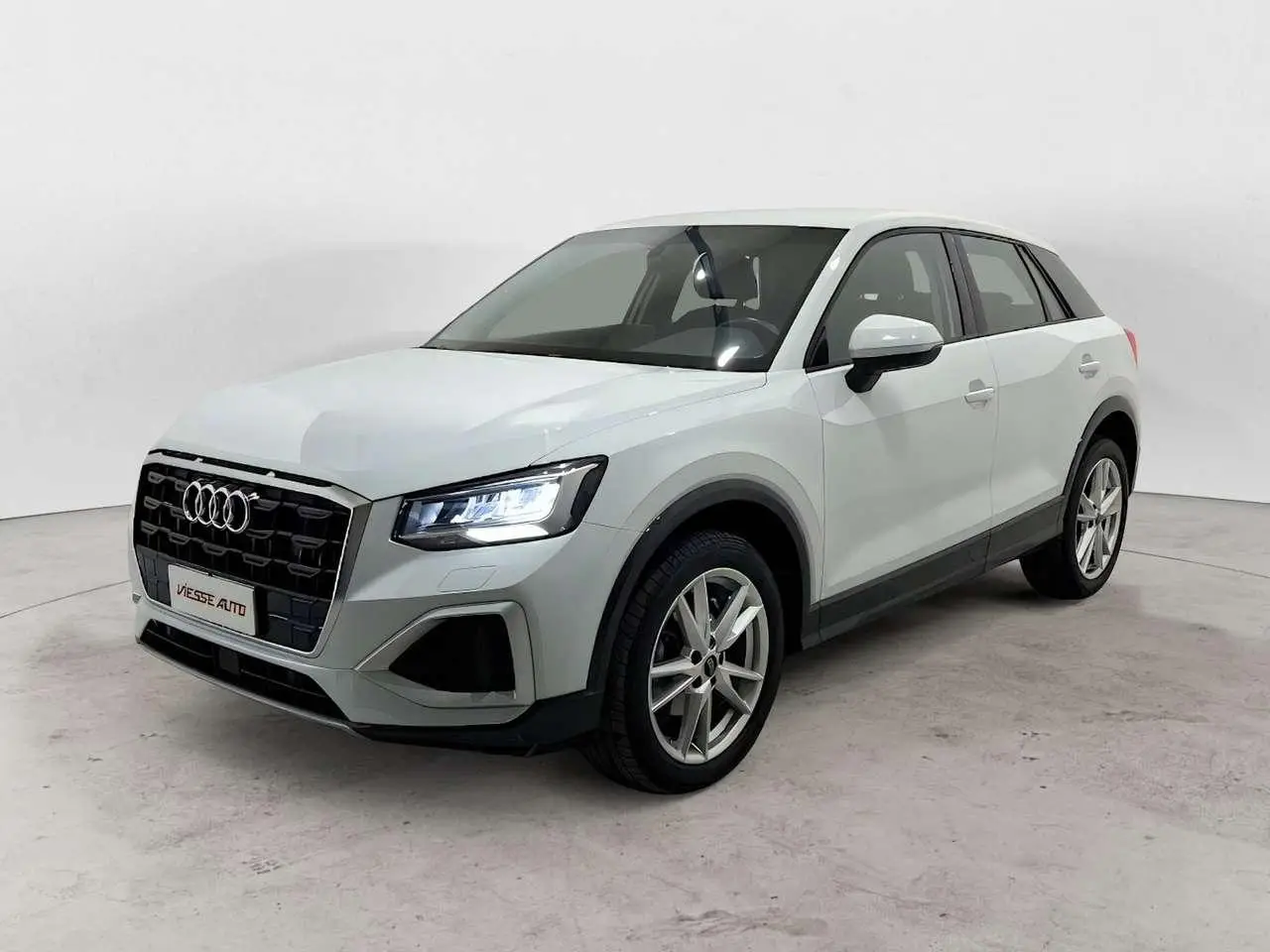 Photo 1 : Audi Q2 2021 Diesel