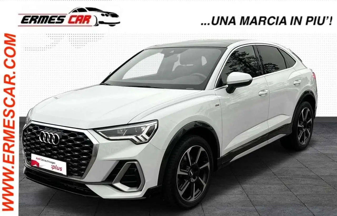 Photo 1 : Audi Q3 2019 Petrol