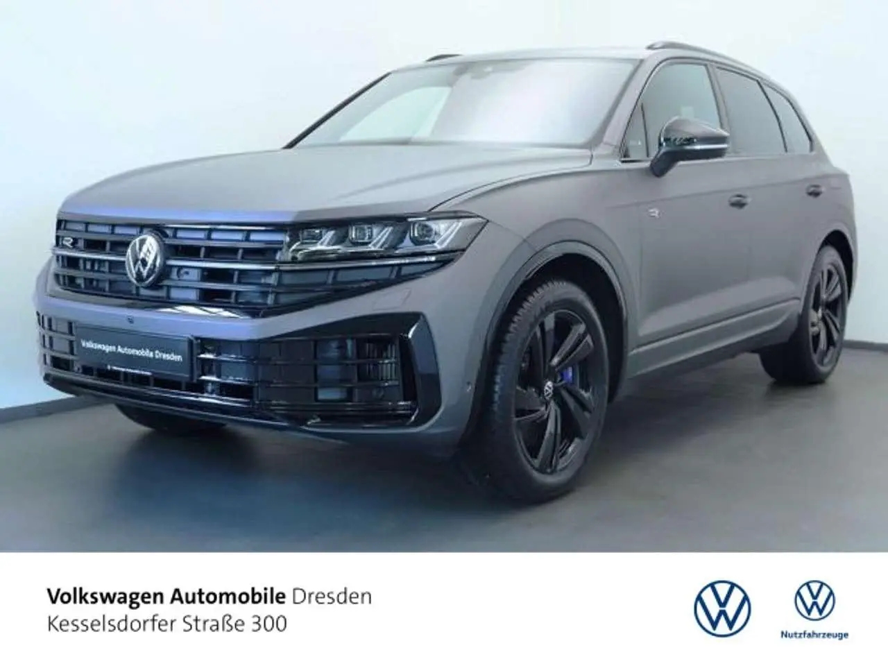 Photo 1 : Volkswagen Touareg 2024 Hybrid