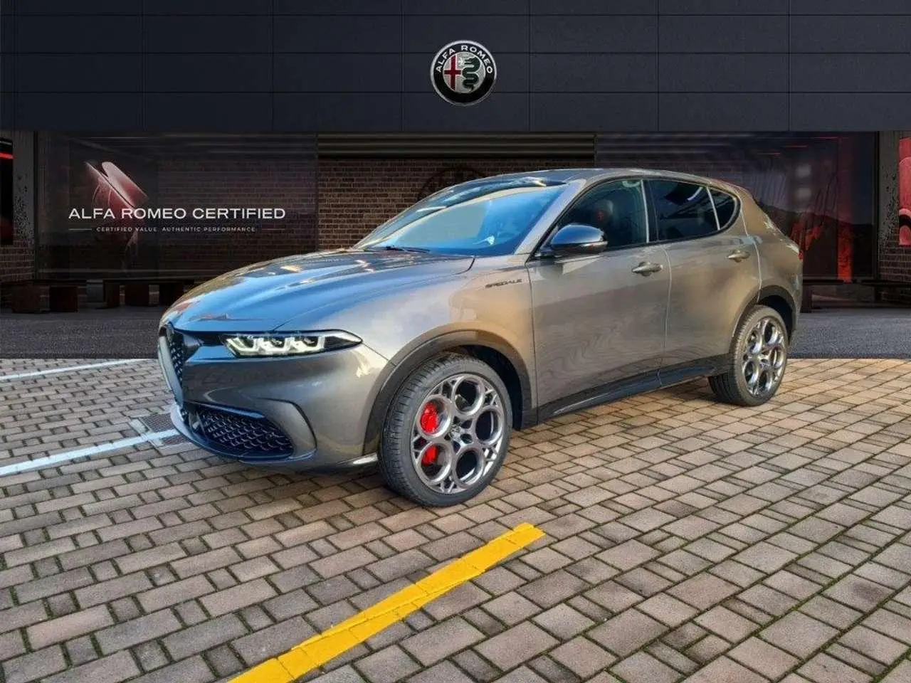 Photo 1 : Alfa Romeo Tonale 2024 Petrol