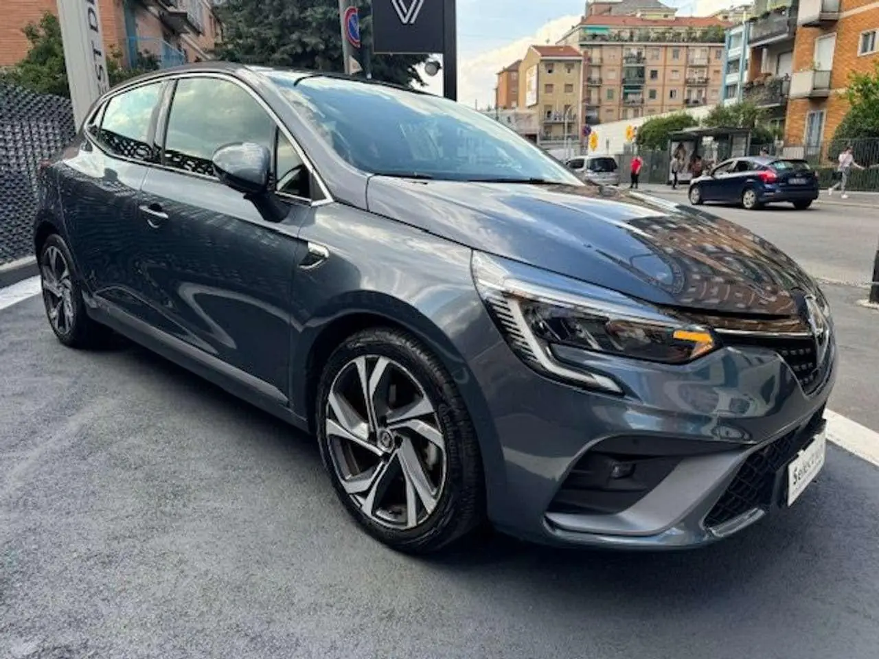 Photo 1 : Renault Clio 2021 Hybrid