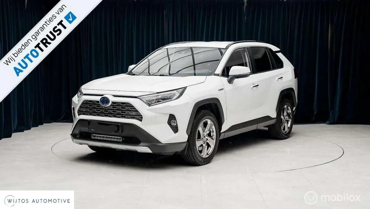 Photo 1 : Toyota Rav4 2020 Hybrid