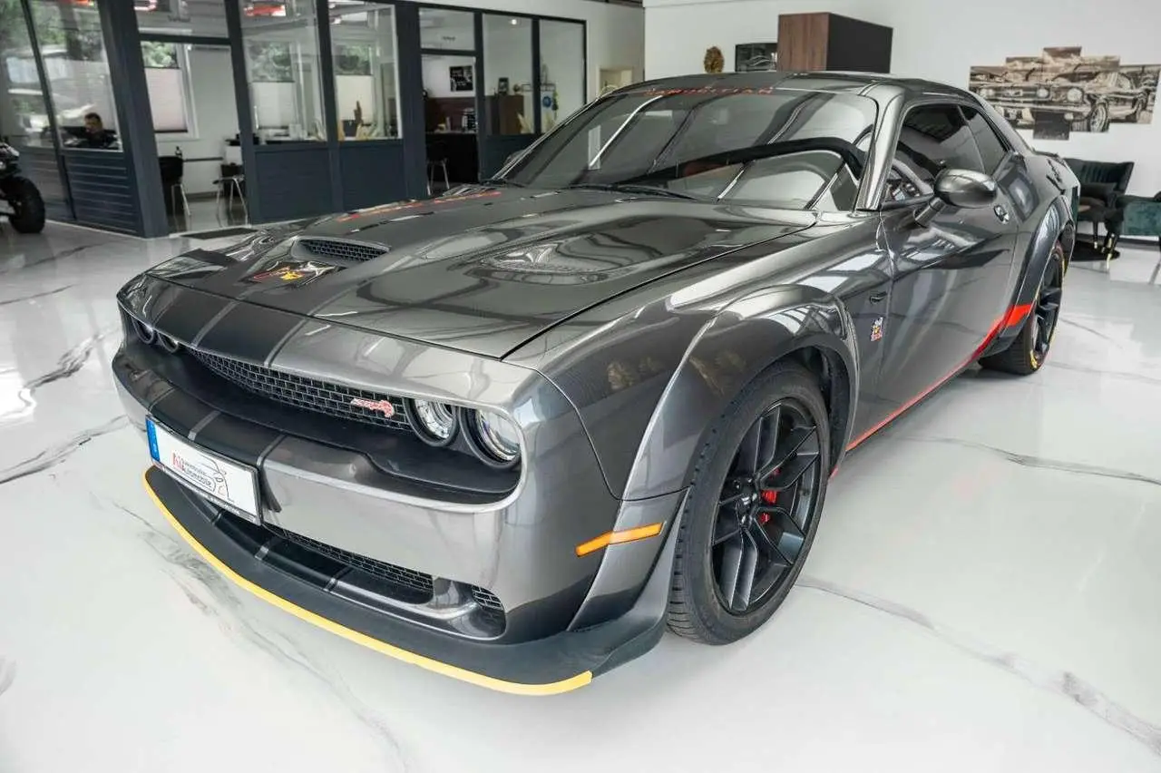 Photo 1 : Dodge Challenger 2019 Essence