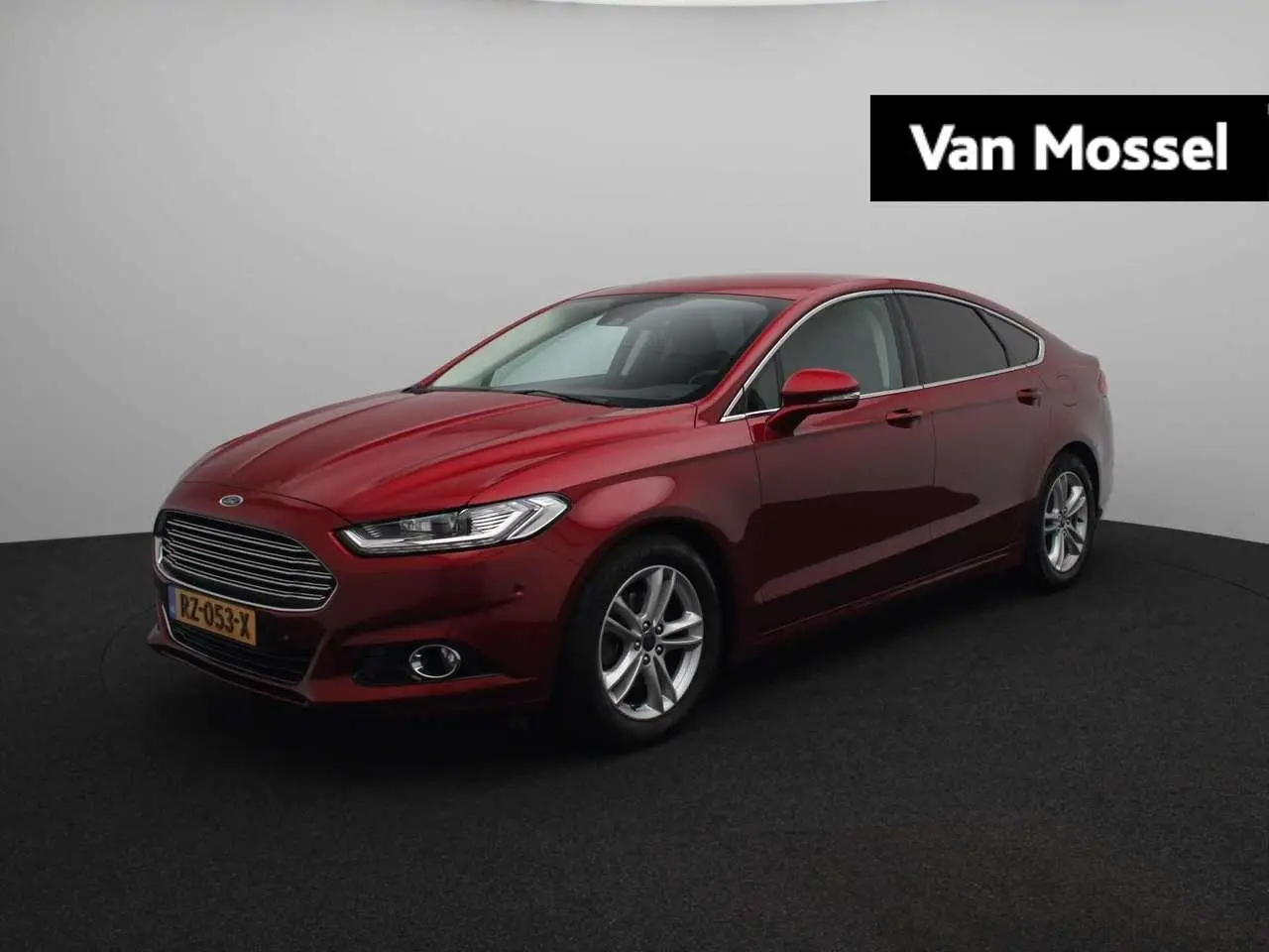 Photo 1 : Ford Mondeo 2015 Essence