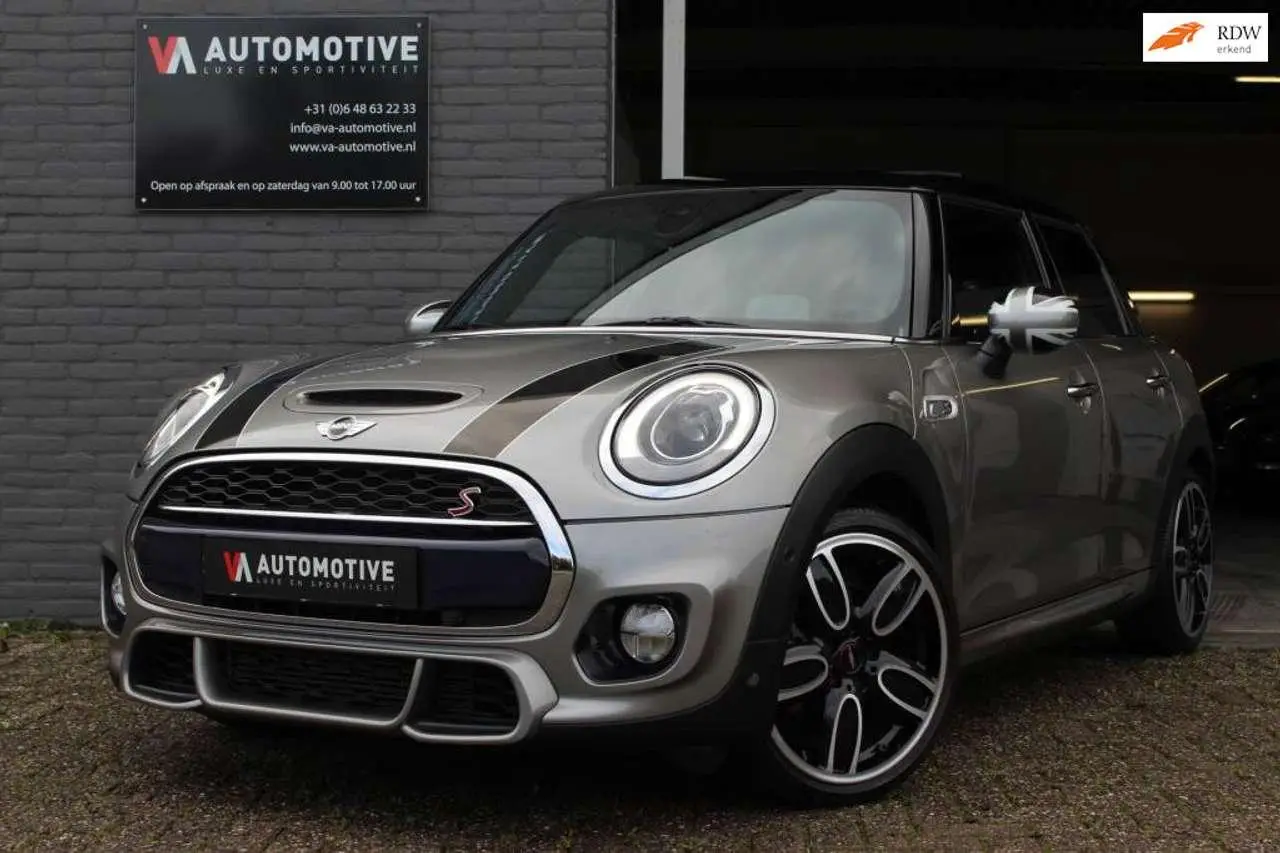 Photo 1 : Mini Cooper 2017 Petrol