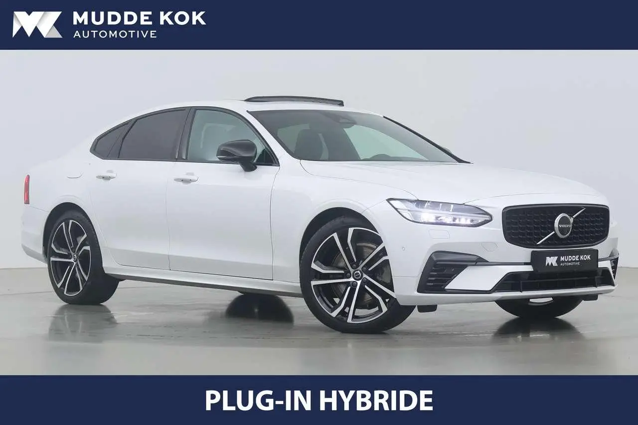 Photo 1 : Volvo S90 2024 Hybride