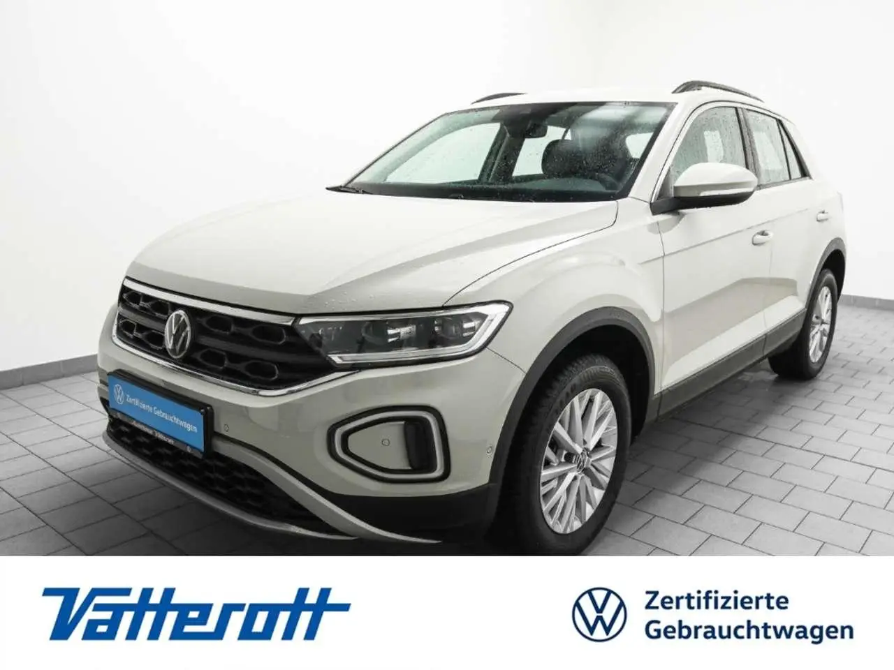 Photo 1 : Volkswagen T-roc 2022 Petrol