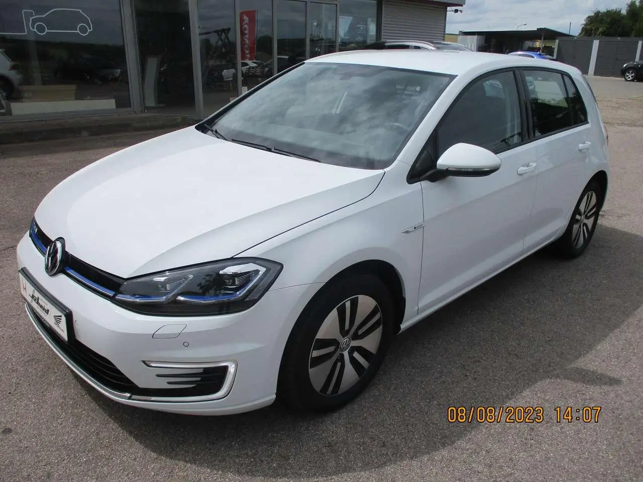 Photo 1 : Volkswagen Golf 2019 Electric