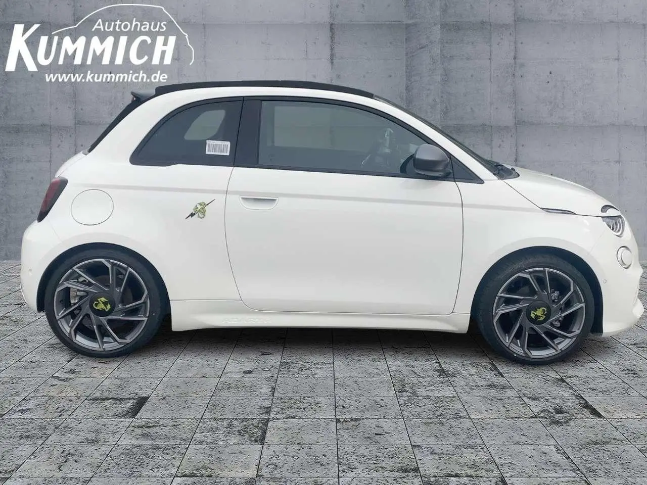 Photo 1 : Abarth 500 2024 Électrique