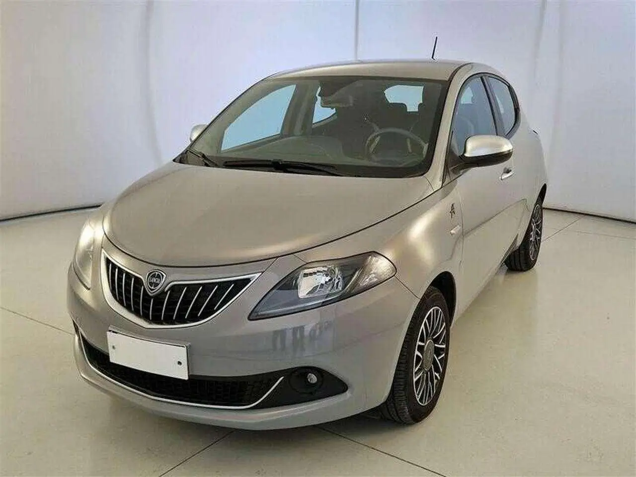 Photo 1 : Lancia Ypsilon 2023 Hybrid