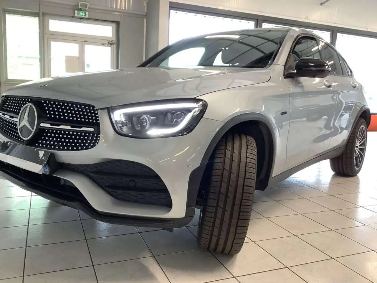 Photo 1 : Mercedes-benz Classe Glc 2021 Hybride