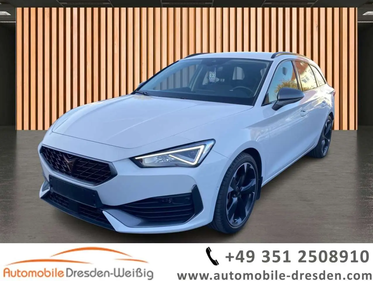 Photo 1 : Cupra Leon 2023 Petrol