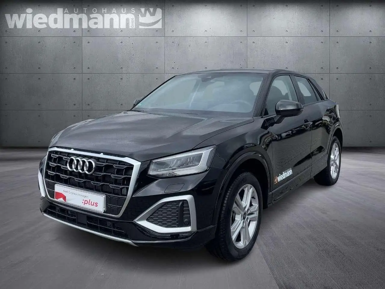 Photo 1 : Audi Q2 2024 Petrol