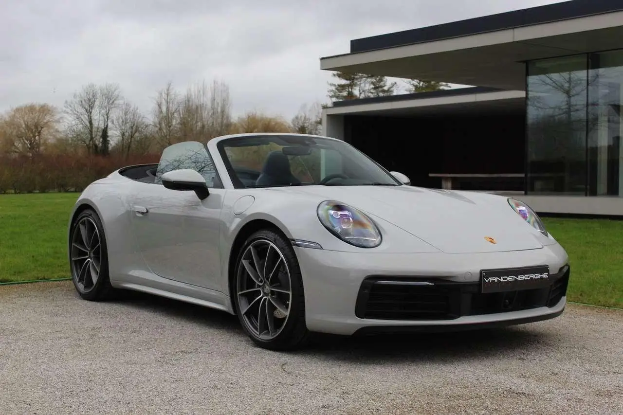 Photo 1 : Porsche 992 2023 Petrol