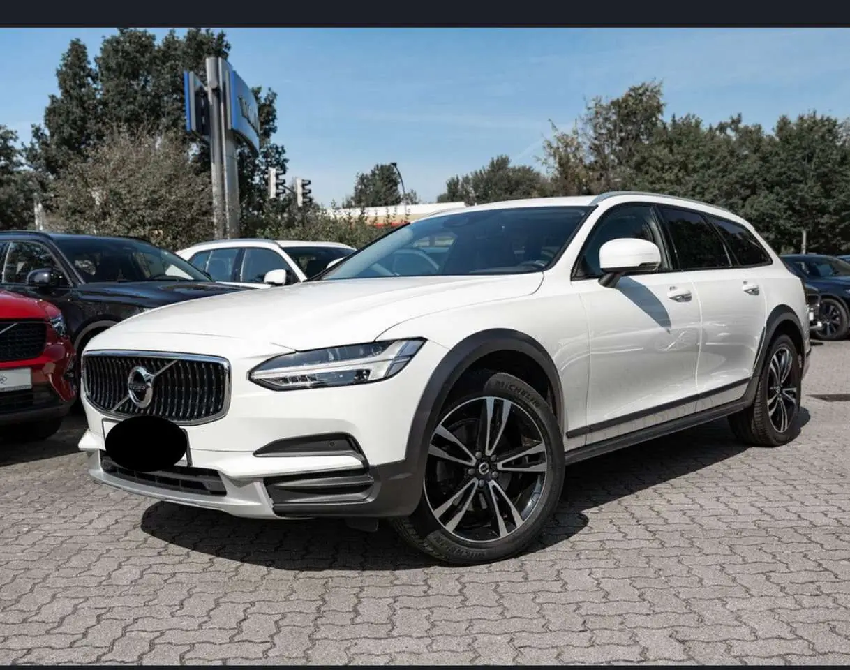 Photo 1 : Volvo V90 2018 Diesel