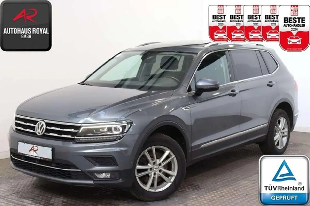 Photo 1 : Volkswagen Tiguan 2018 Essence