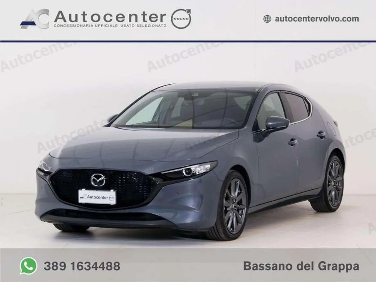 Photo 1 : Mazda 3 2019 Hybrid