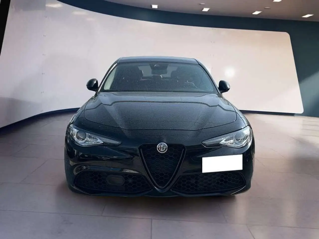 Photo 1 : Alfa Romeo Giulia 2021 Essence