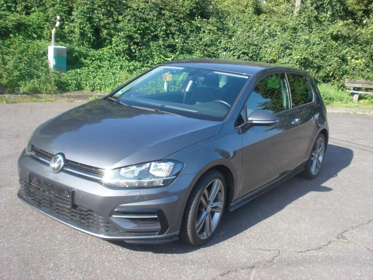 Photo 1 : Volkswagen Golf 2017 Petrol