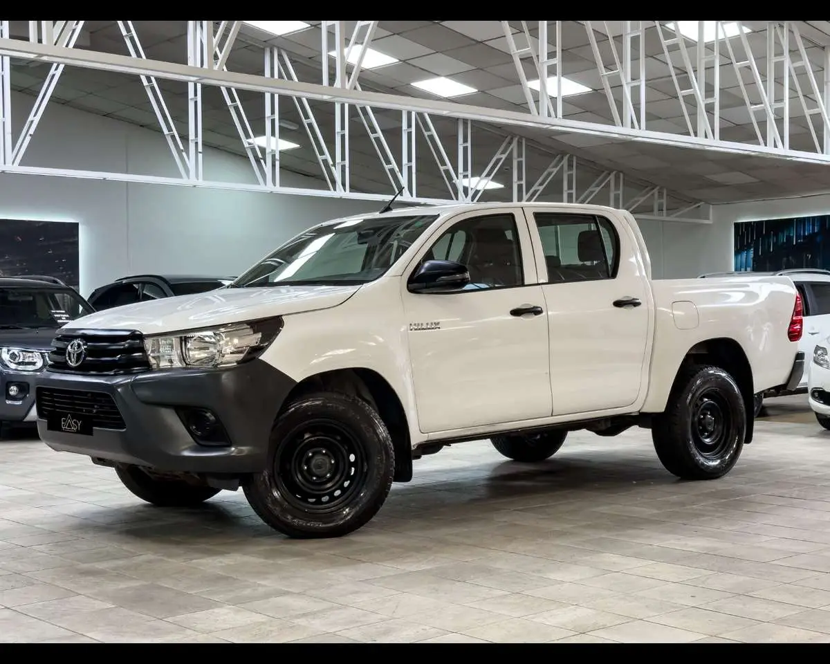 Photo 1 : Toyota Hilux 2020 Diesel