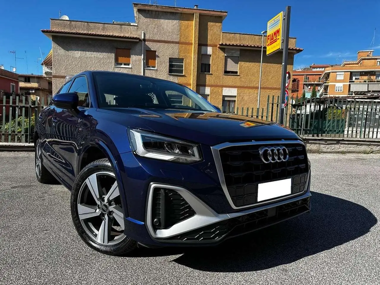 Photo 1 : Audi Q2 2022 Diesel