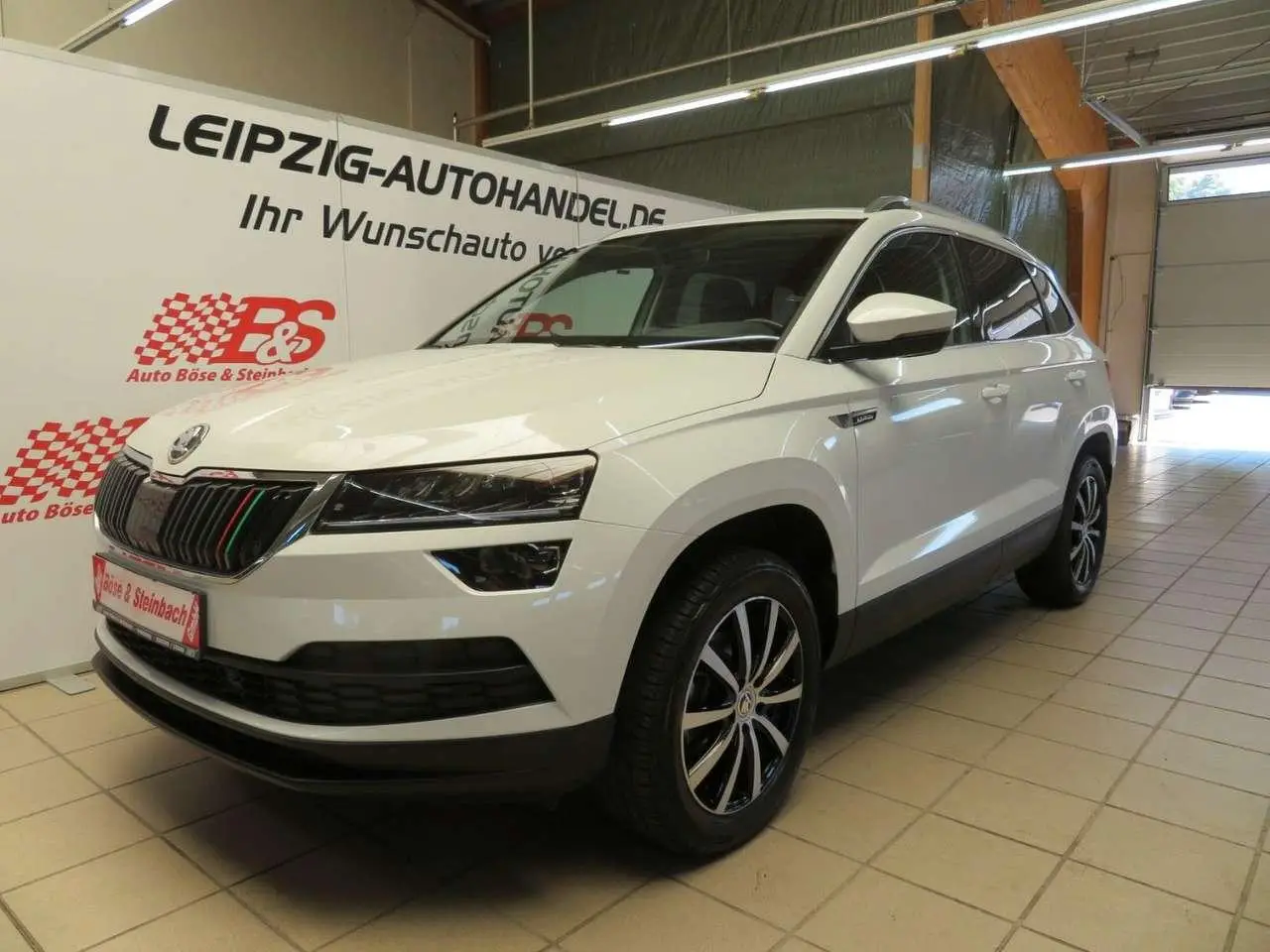 Photo 1 : Skoda Karoq 2019 Essence