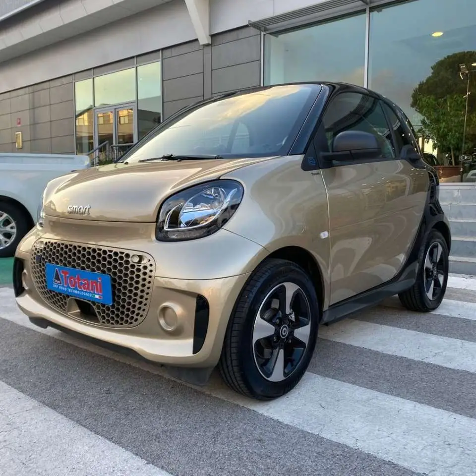 Photo 1 : Smart Fortwo 2022 Électrique