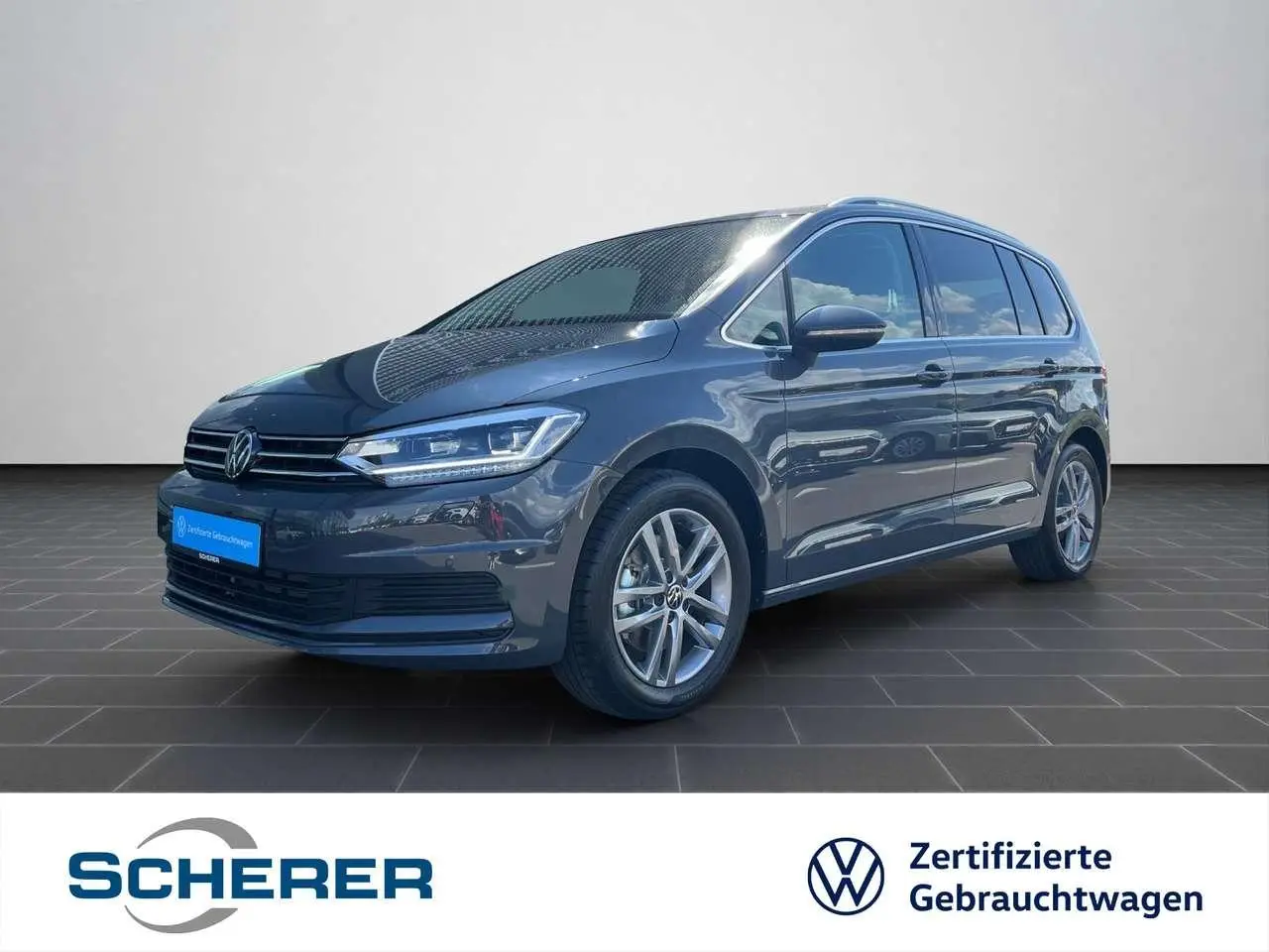 Photo 1 : Volkswagen Touran 2024 Petrol