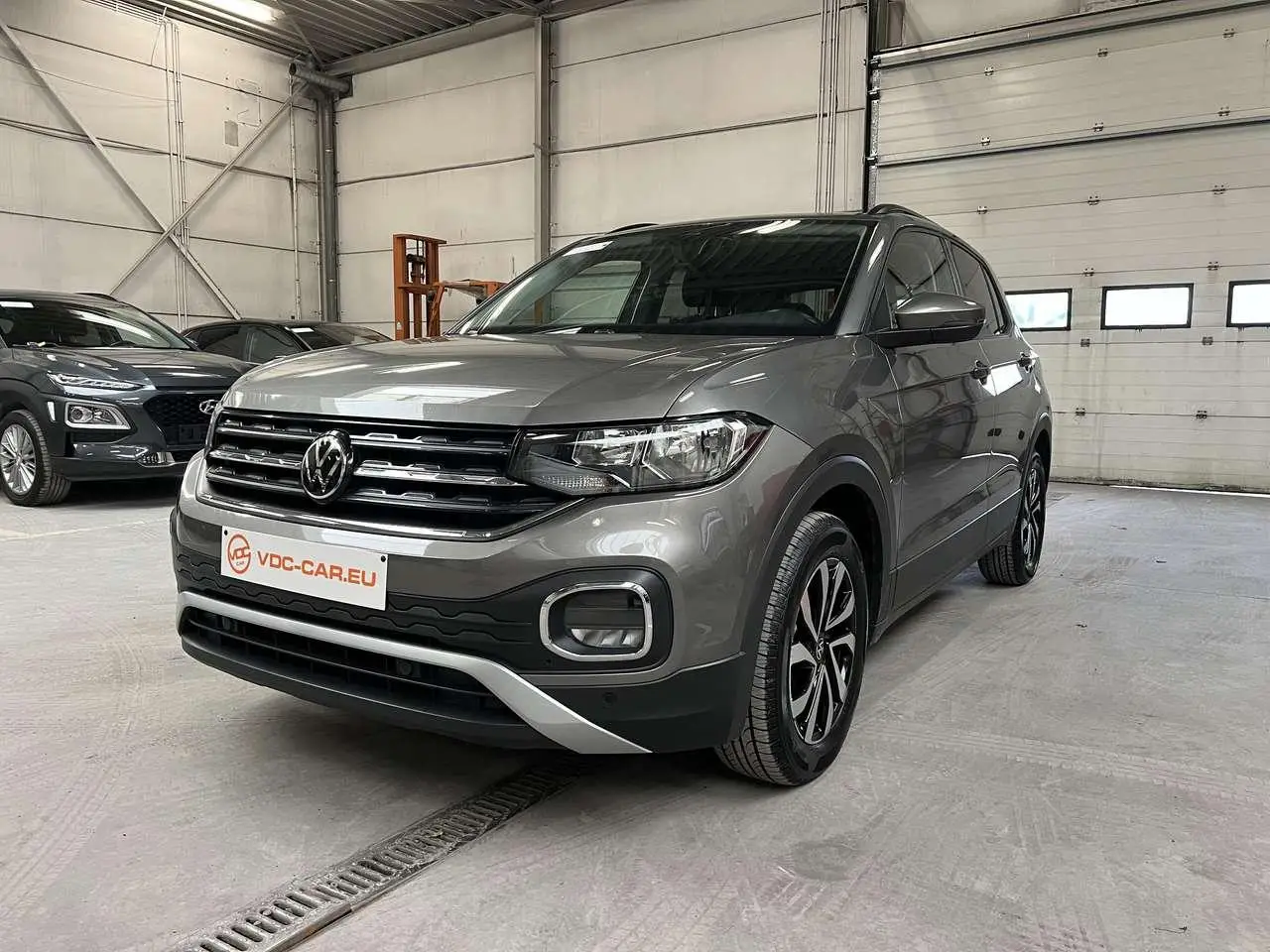 Photo 1 : Volkswagen T-cross 2021 Essence