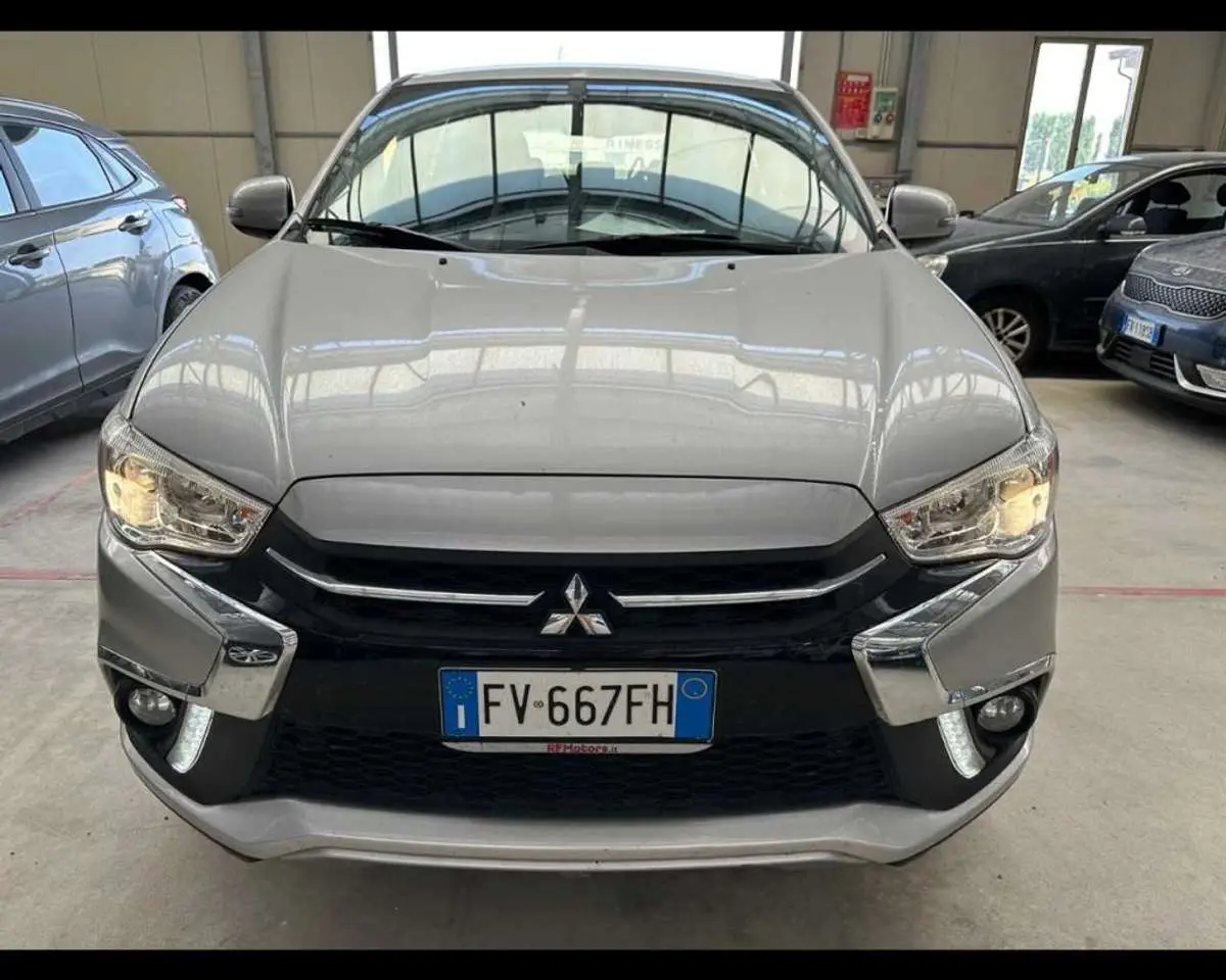 Photo 1 : Mitsubishi Asx 2019 Petrol