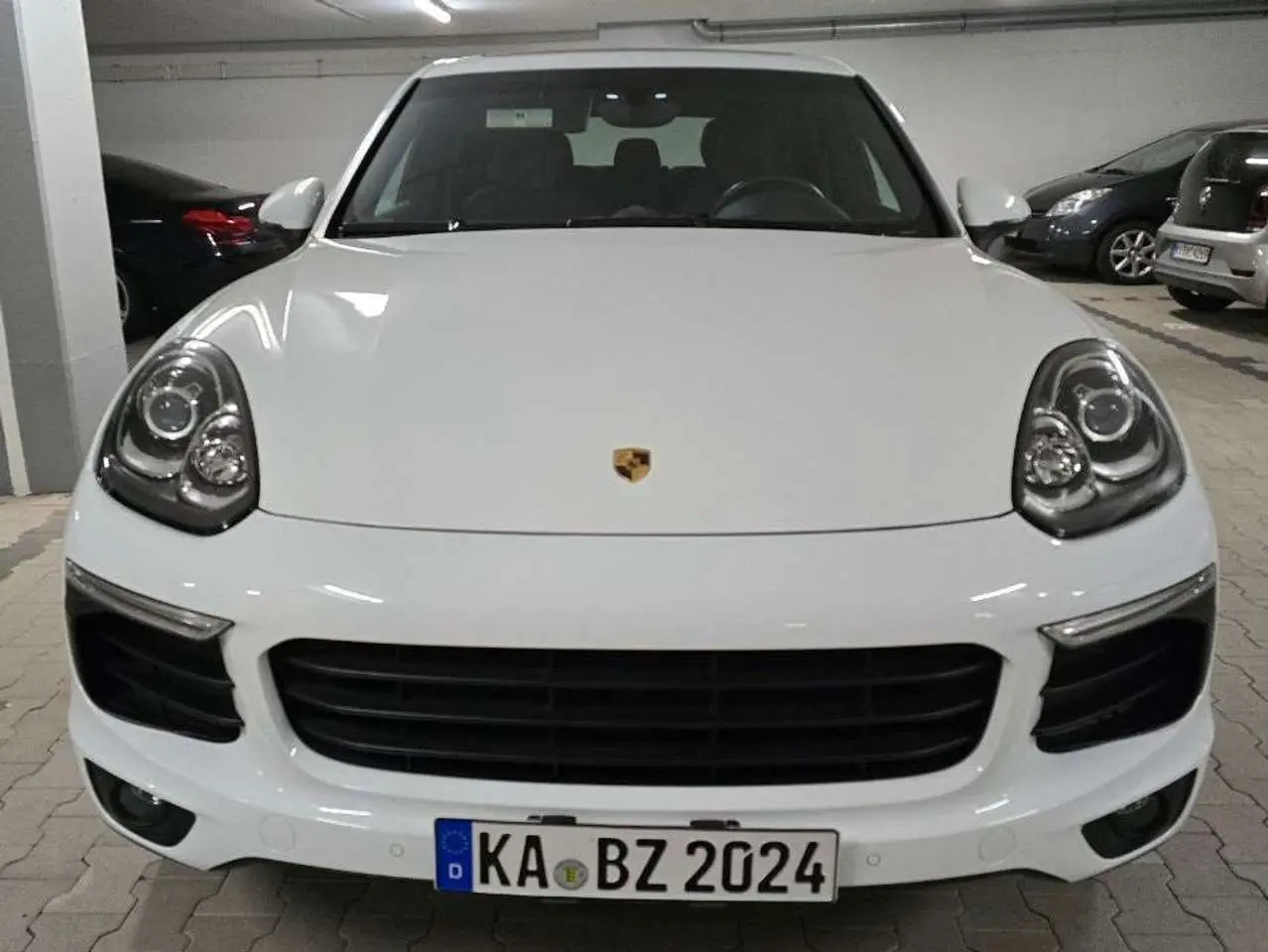 Photo 1 : Porsche Cayenne 2015 Essence